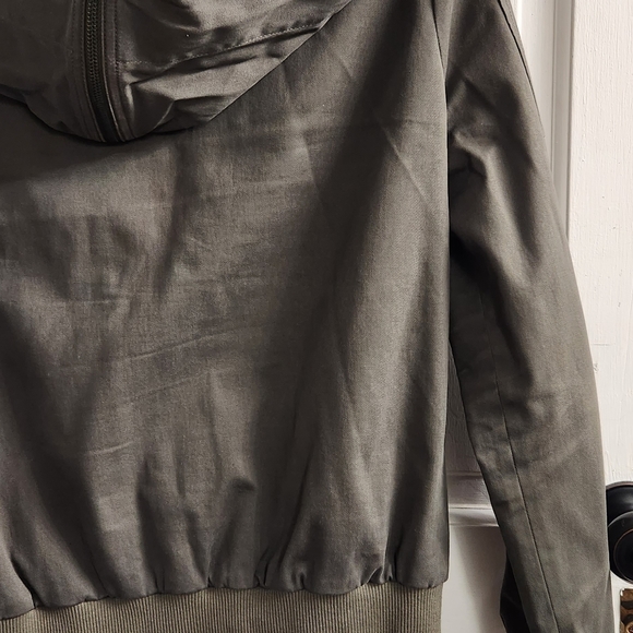 Lacoste jacket - Picture 3 of 4